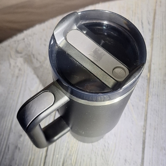 Stanley Black Travel Mug with Handle Quencher H2.0 FlowState Tumbler 30oz. - Picture 8 of 12